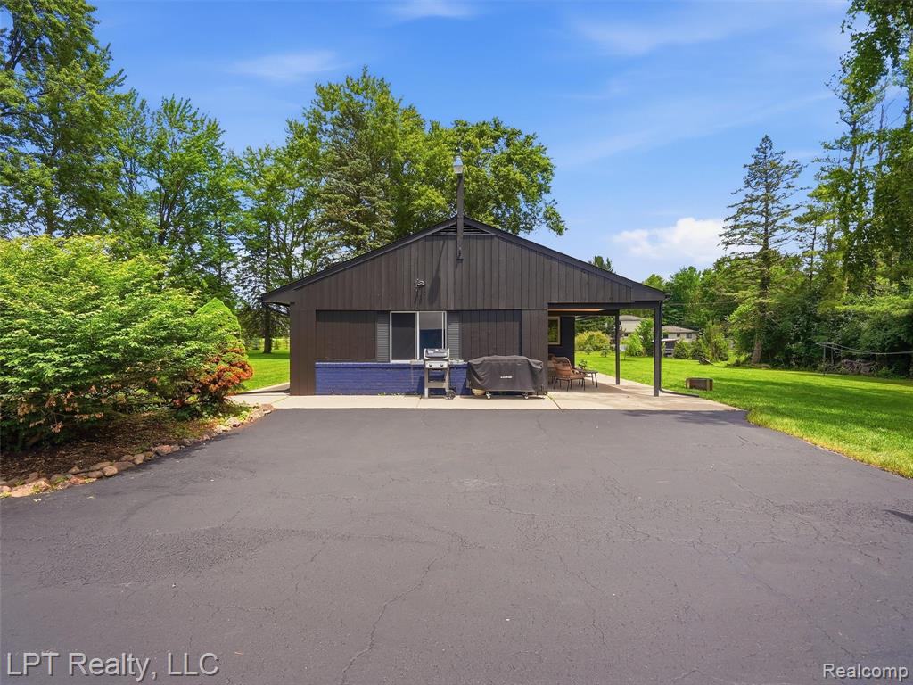 3700 Napier Road Property Photo 26