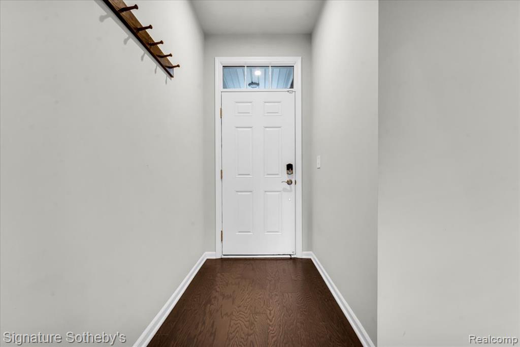 319 Strawberry Drive Property Photo 2