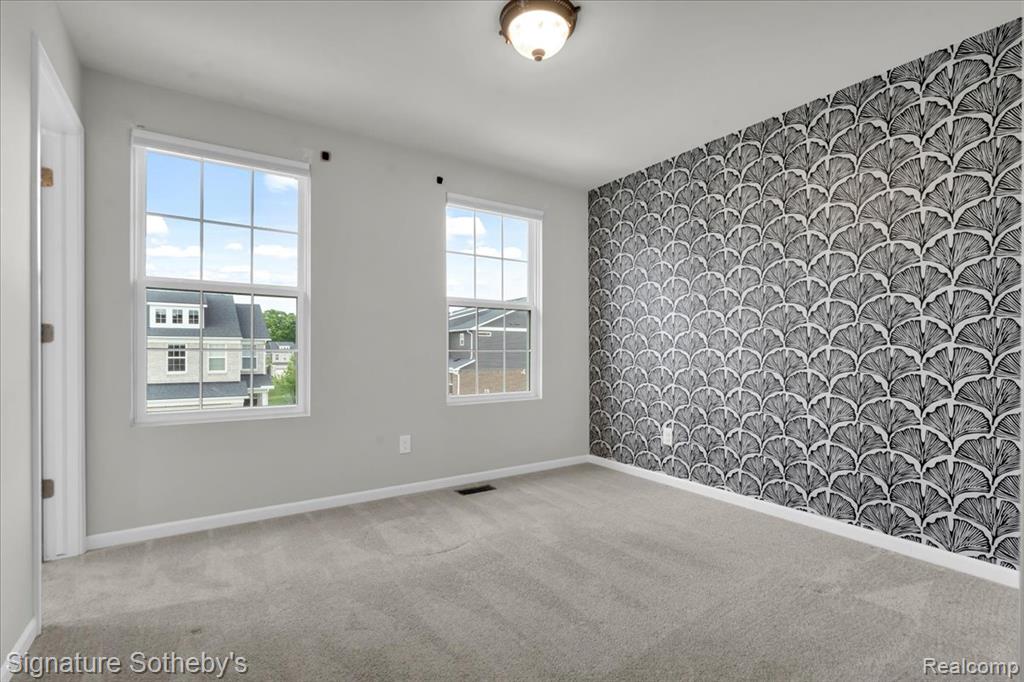 319 Strawberry Drive Property Photo 19