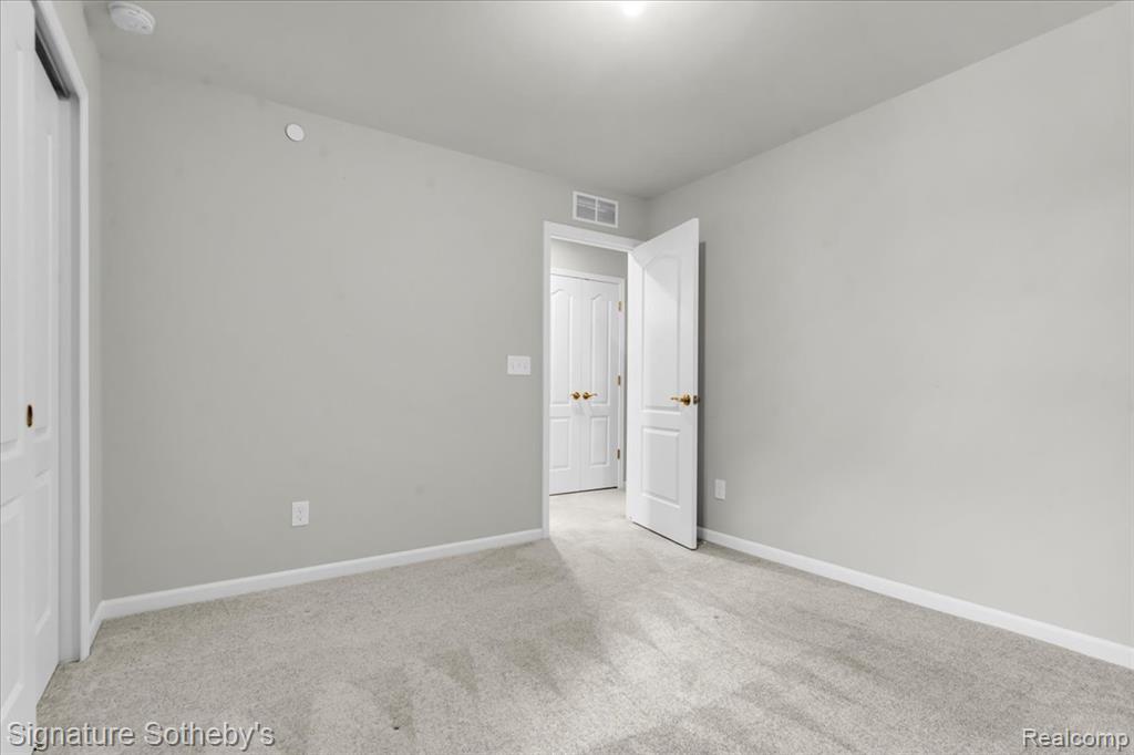 319 Strawberry Drive Property Photo 22