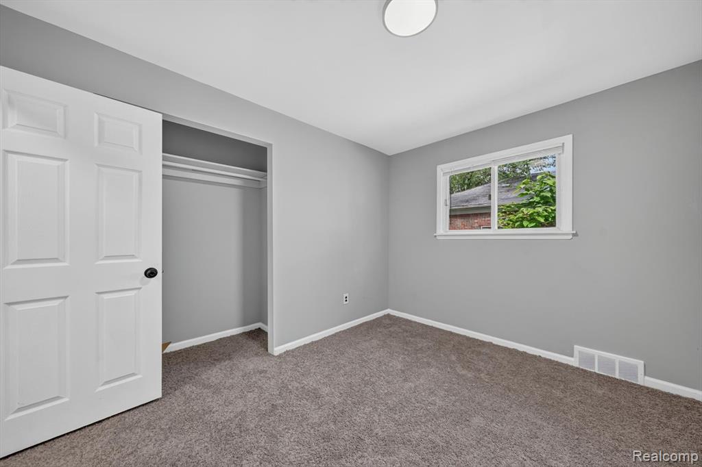 15024 Coram Street Property Photo 13