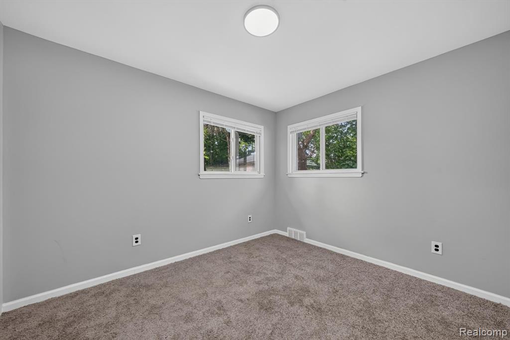 15024 Coram Street Property Photo 16