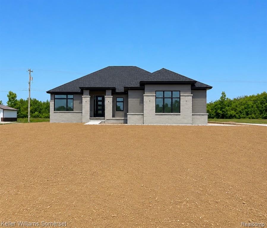 7085 Dryden Road Property Photo 2