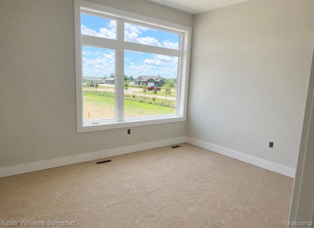 7085 Dryden Road Property Photo 12