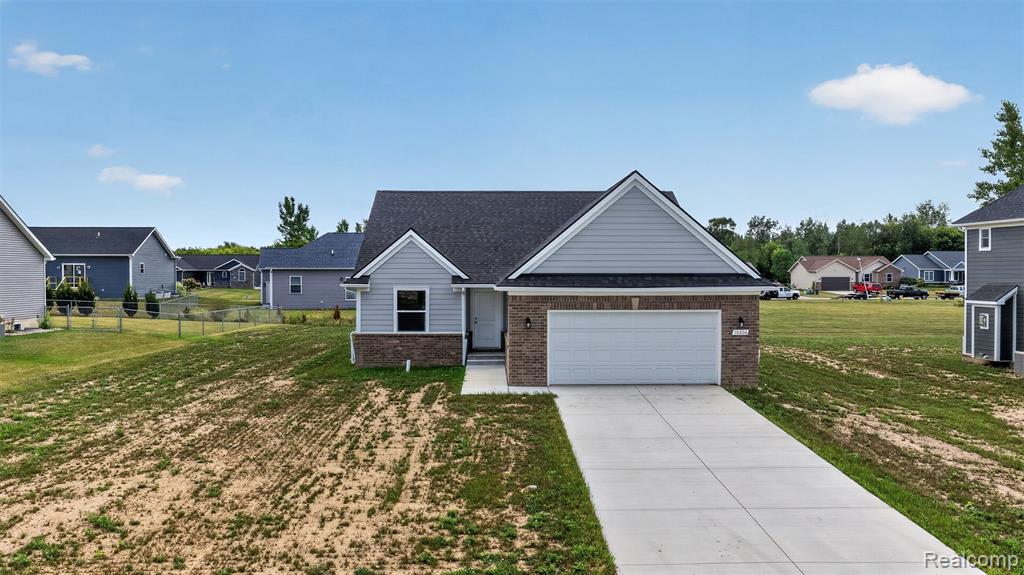 10206 Hunt Drive Property Photo 1