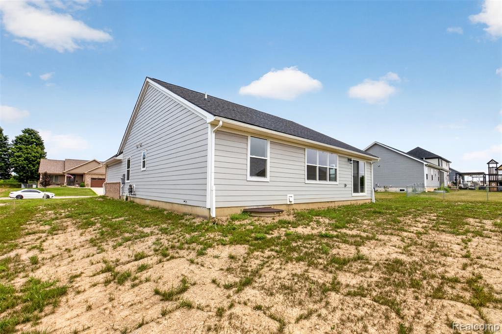 10206 Hunt Drive Property Photo 10