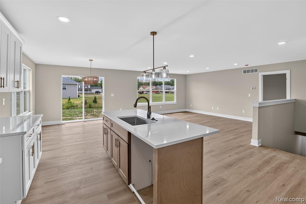 10206 Hunt Drive Property Photo 30