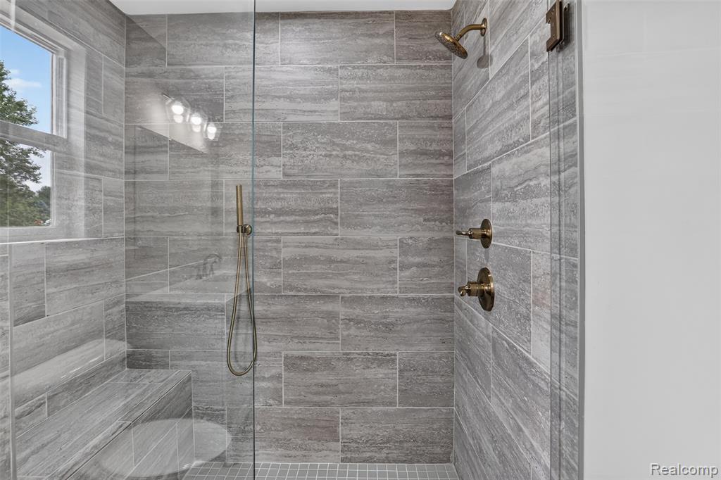 10206 Hunt Drive Property Photo 39