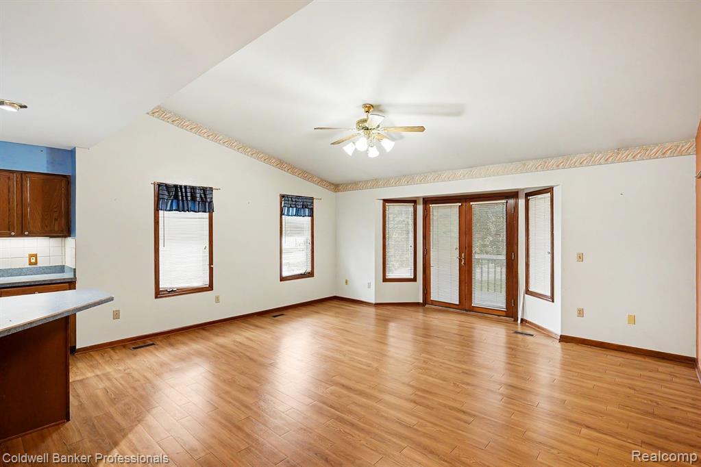 1083 Shalin Drive Property Photo 2