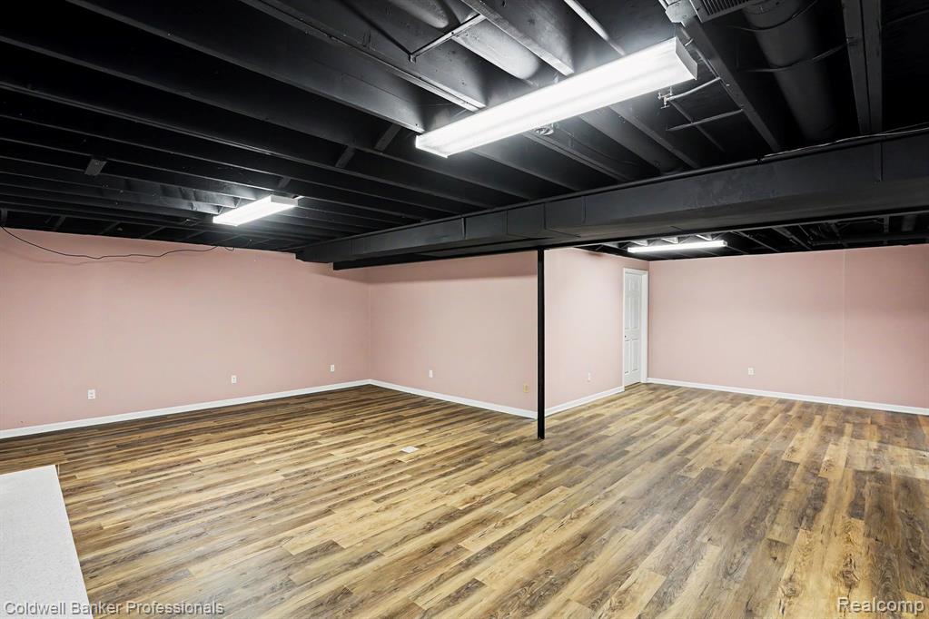 1083 Shalin Drive Property Photo 14
