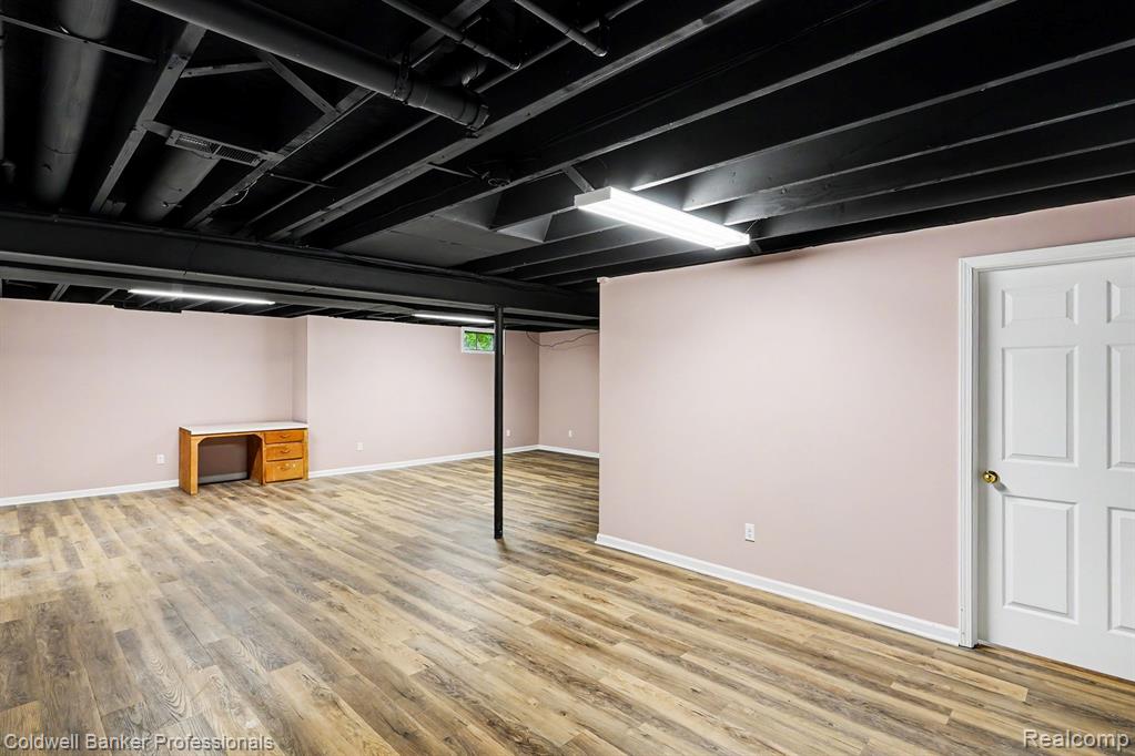 1083 Shalin Drive Property Photo 15