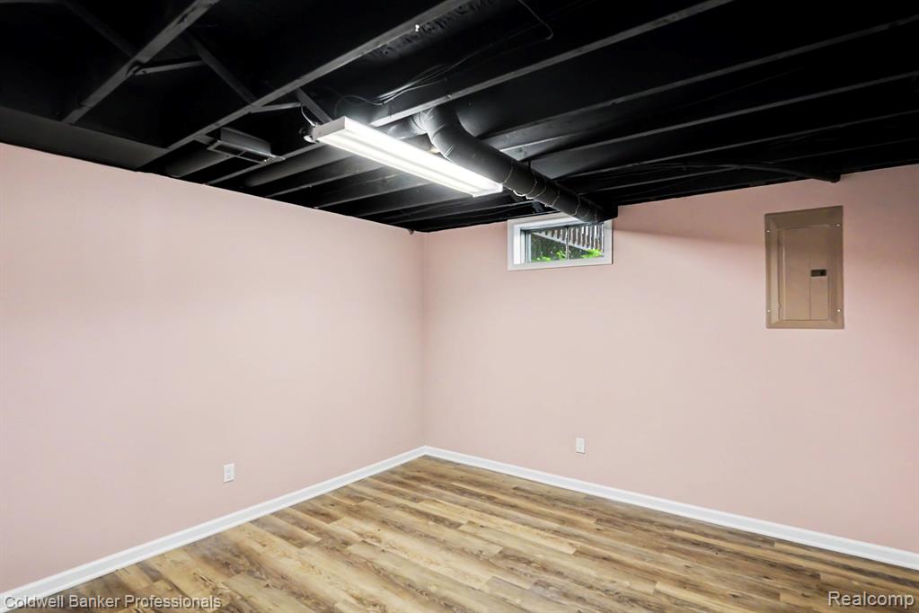 1083 Shalin Drive Property Photo 16