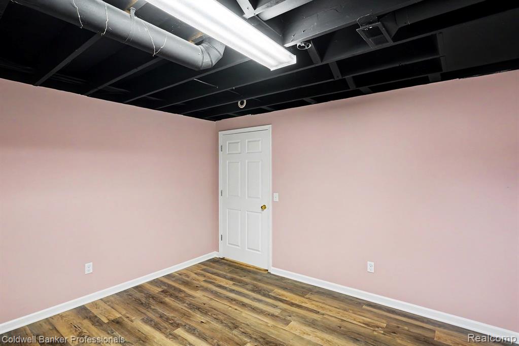 1083 Shalin Drive Property Photo 17
