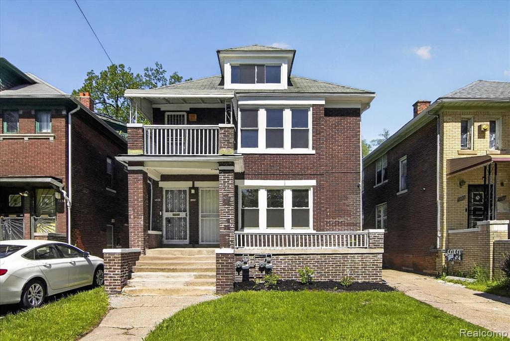 5106-5108 S Martindale Street Property Photo 3