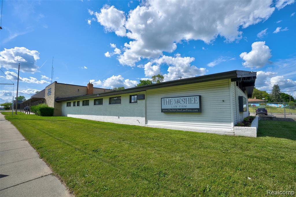 2702 Flushing Road