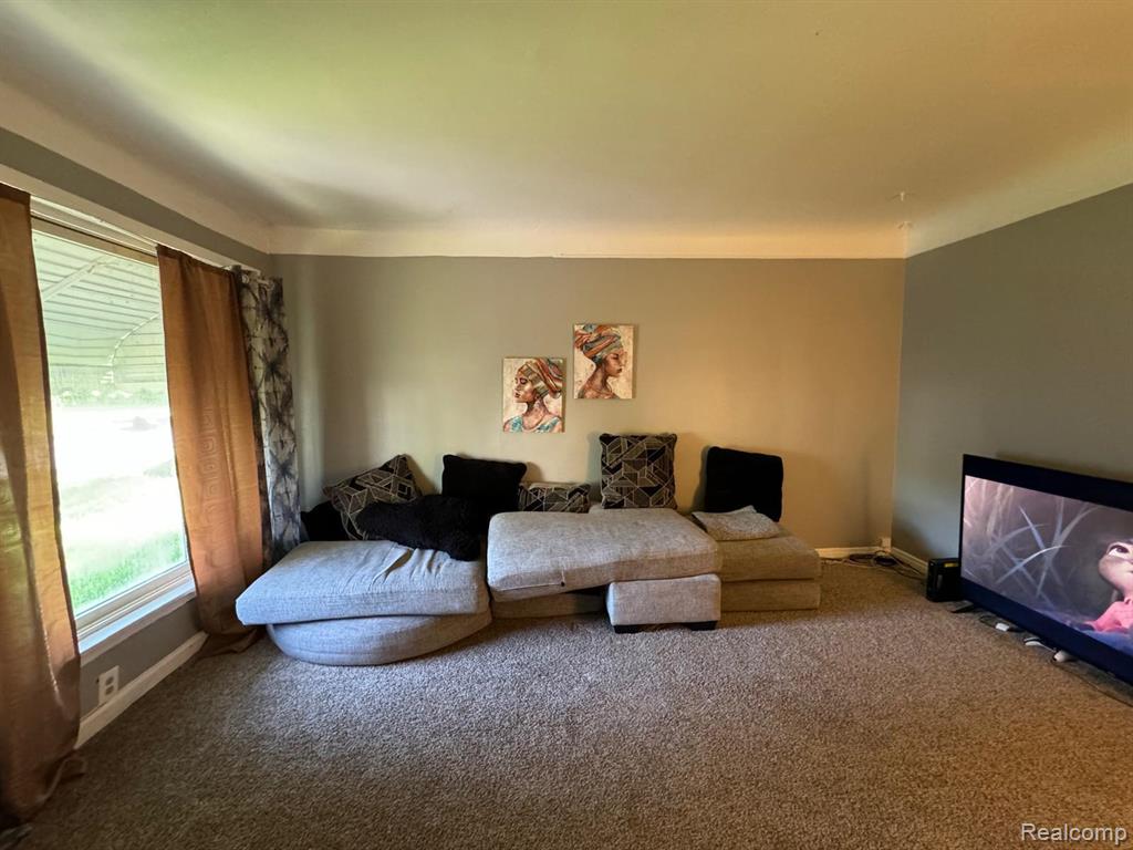 61003457 Property Photo 8