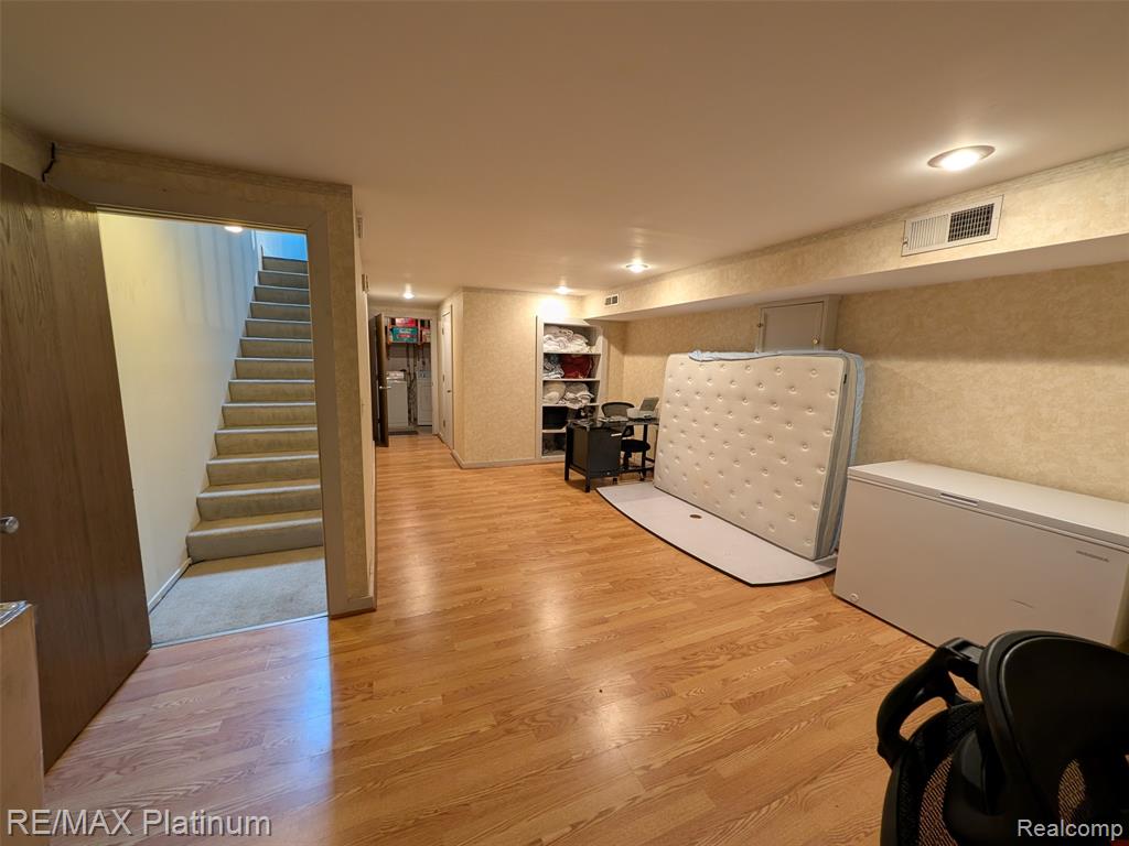 2085 Fox Hollow Drive Property Photo 15
