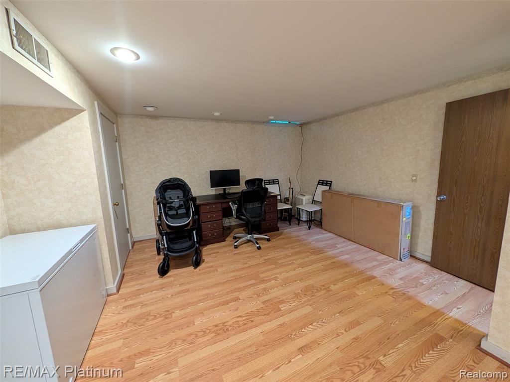 2085 Fox Hollow Drive Property Photo 16