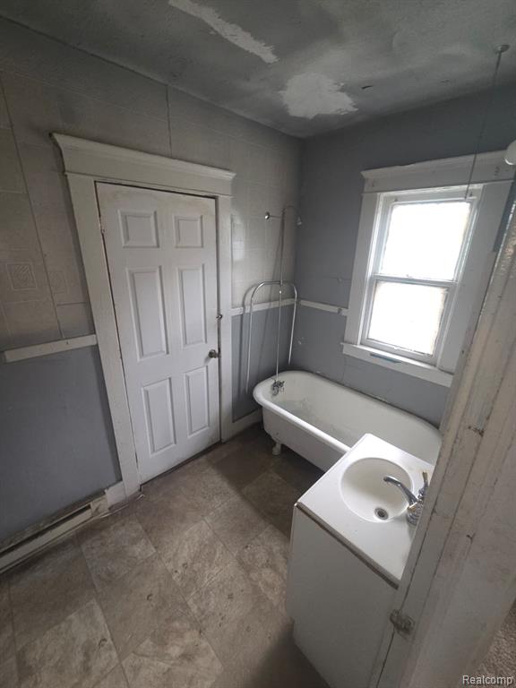 202 Tyler Street Property Photo 14