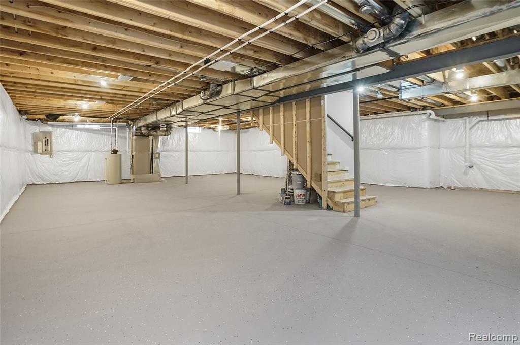 31130 Lahser Property Photo 39