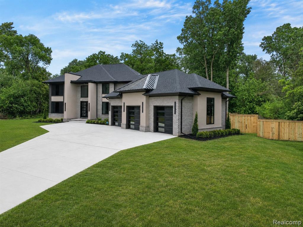 31130 Lahser Property Photo 42