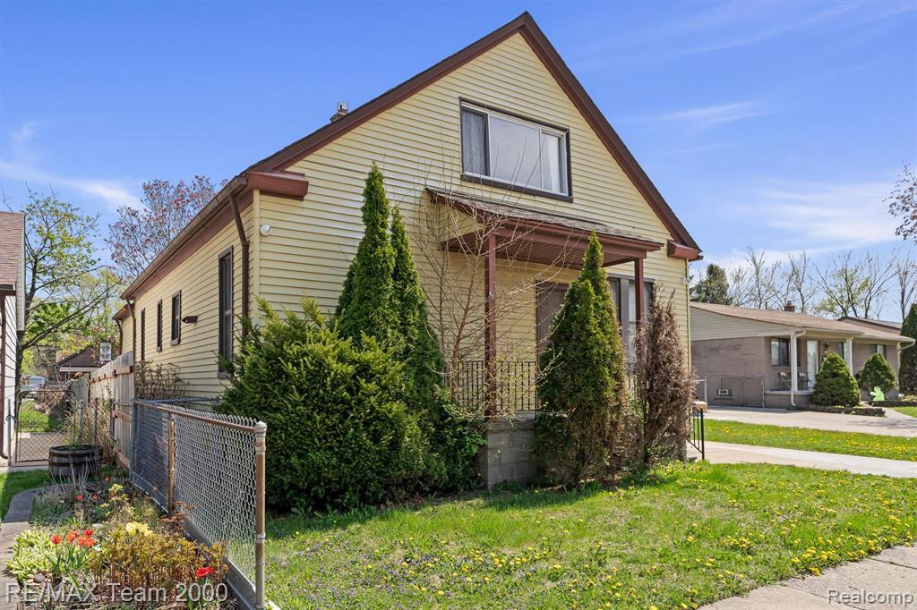 5734 N Gulley Road Property Photo 3