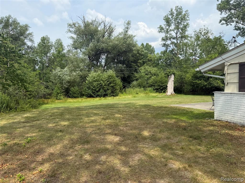 3637 Shallow Brook Drive Property Photo 2