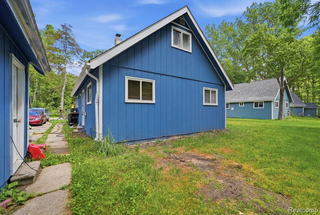 1699 Ditty Road Property Photo 4