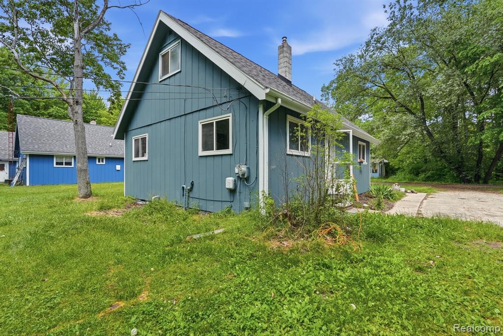 1699 Ditty Road Property Photo 6