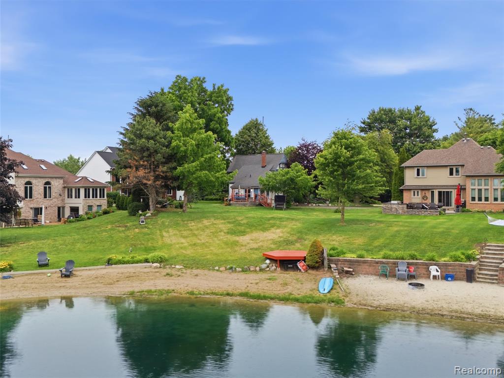 53633 Chesterfield Road Property Photo 2