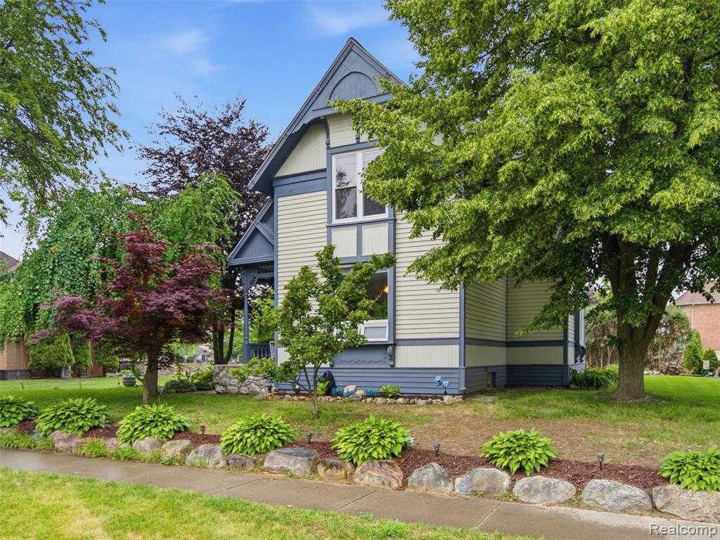 53633 Chesterfield Road Property Photo 6