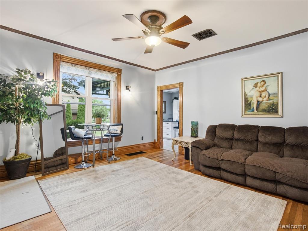 53633 Chesterfield Road Property Photo 11