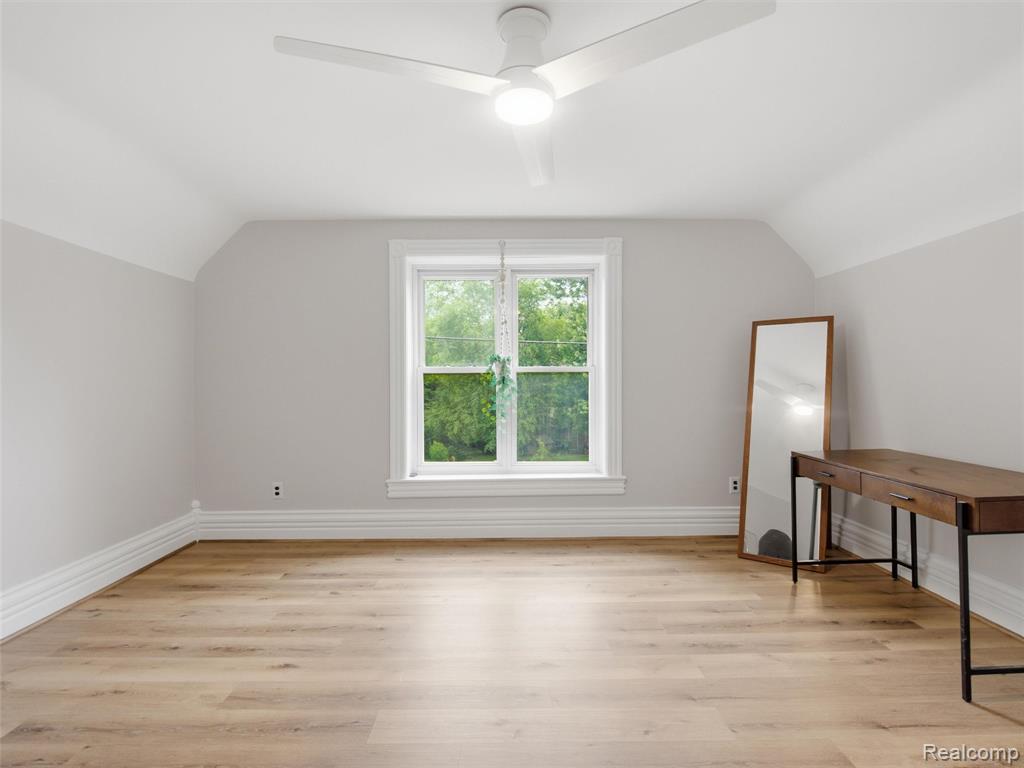 53633 Chesterfield Road Property Photo 30