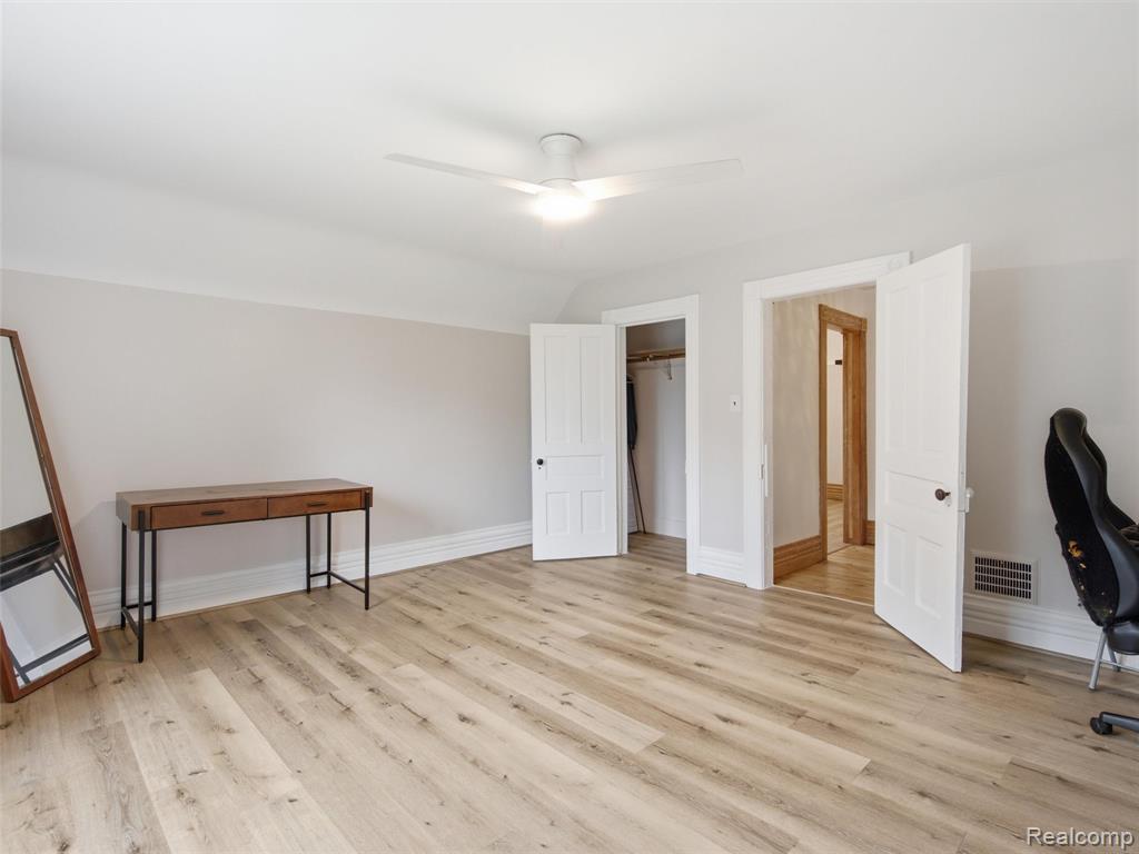 53633 Chesterfield Road Property Photo 31