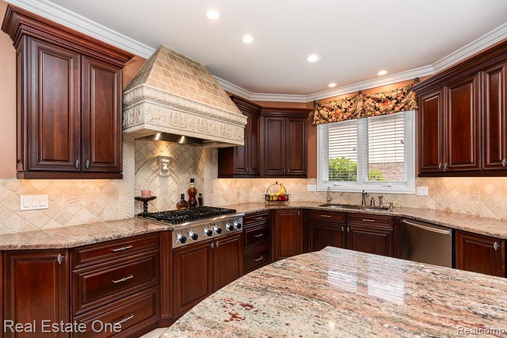 2737 Pebble Beach Drive Property Photo 25