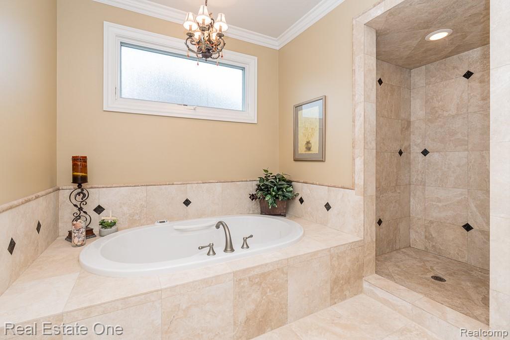 2737 Pebble Beach Drive Property Photo 36