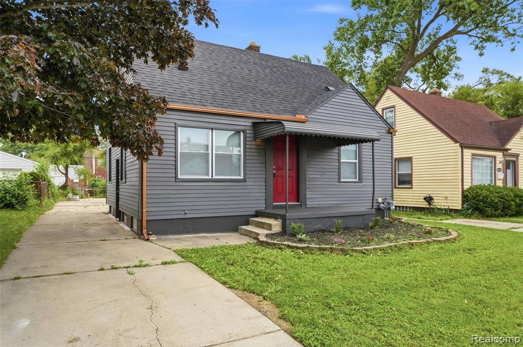 4127 17th Street Property Photo 2