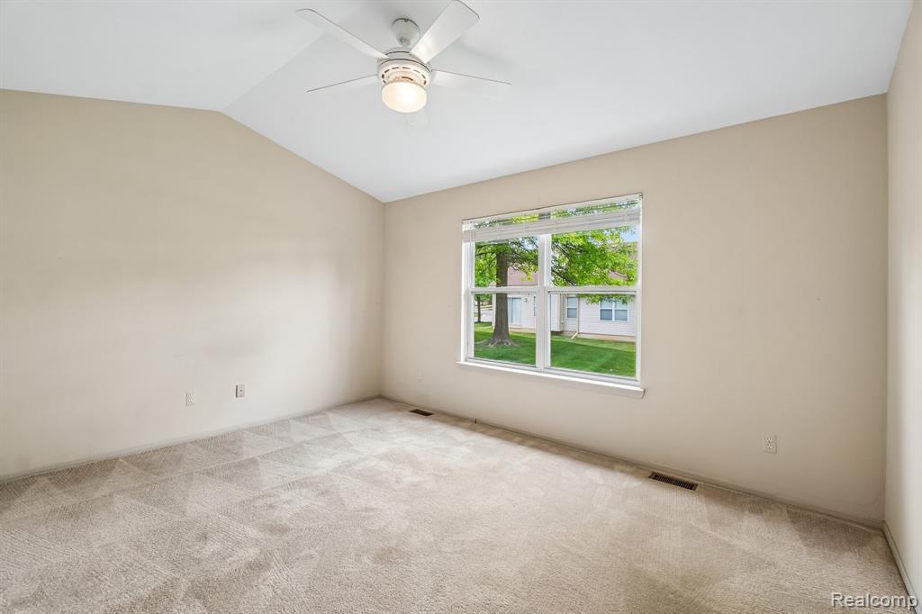 2053 Maplehurst Drive Property Photo 16