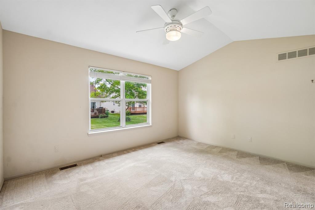 2053 Maplehurst Drive Property Photo 18