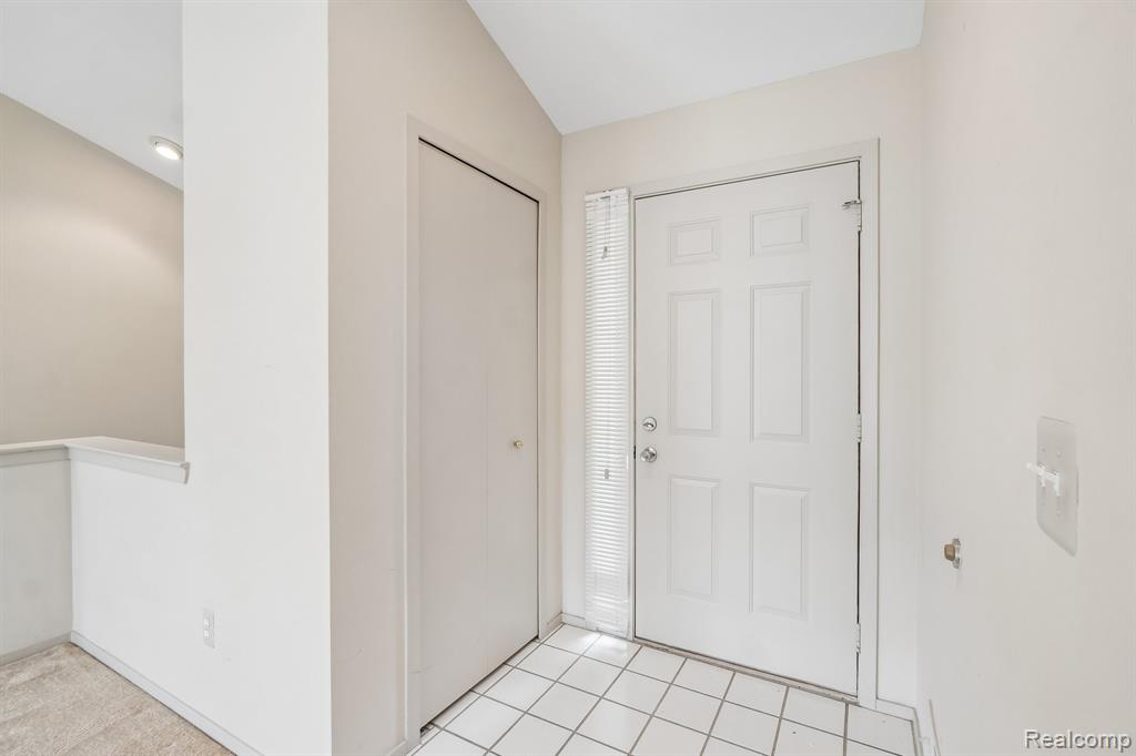 2053 Maplehurst Drive Property Photo 20
