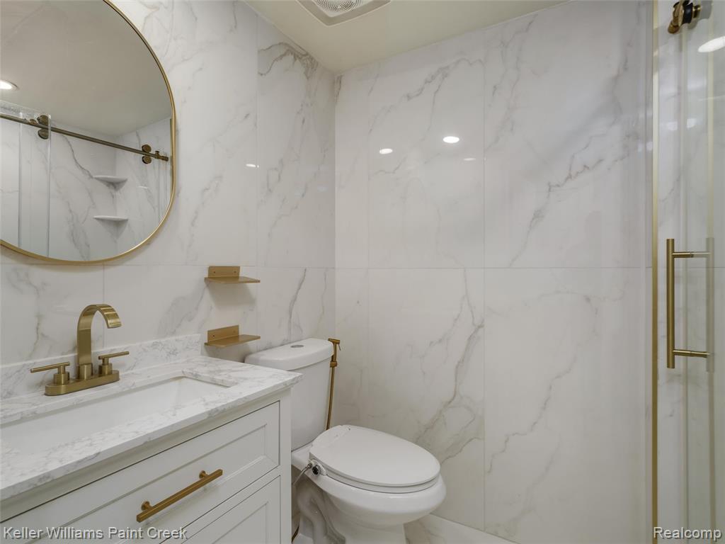 36650 Park Place Drive Property Photo 14