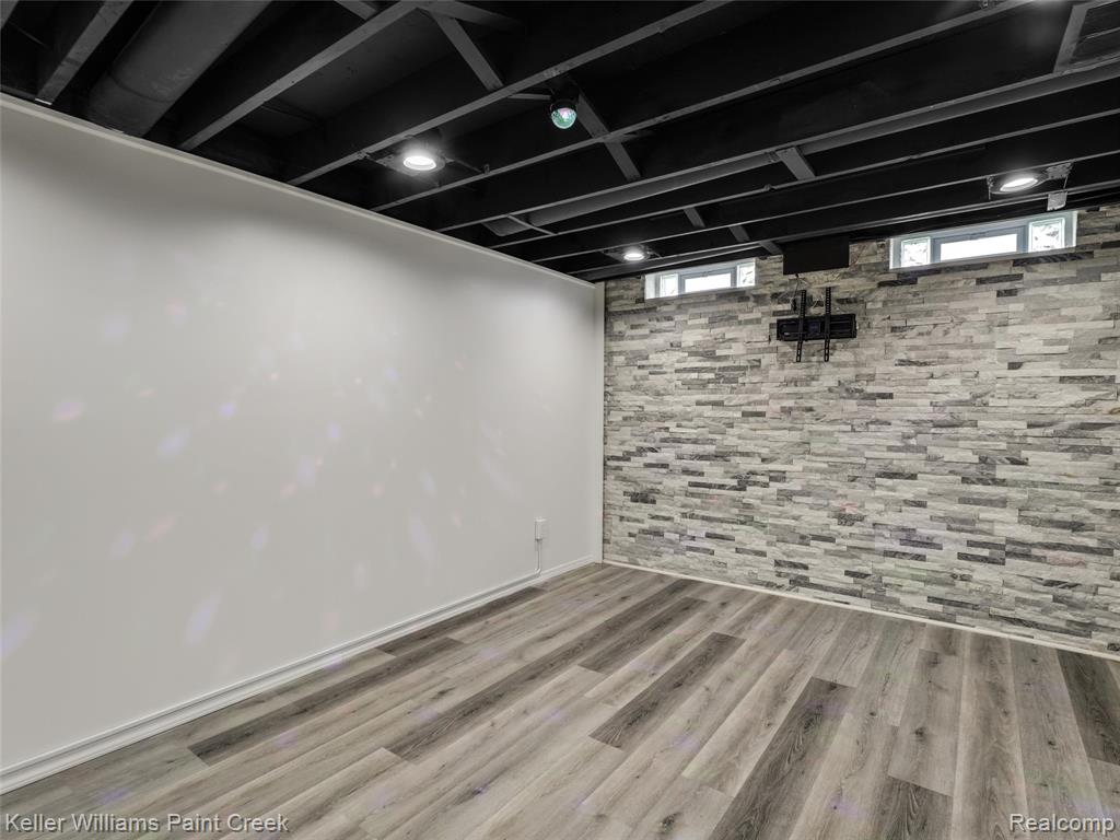 36650 Park Place Drive Property Photo 17