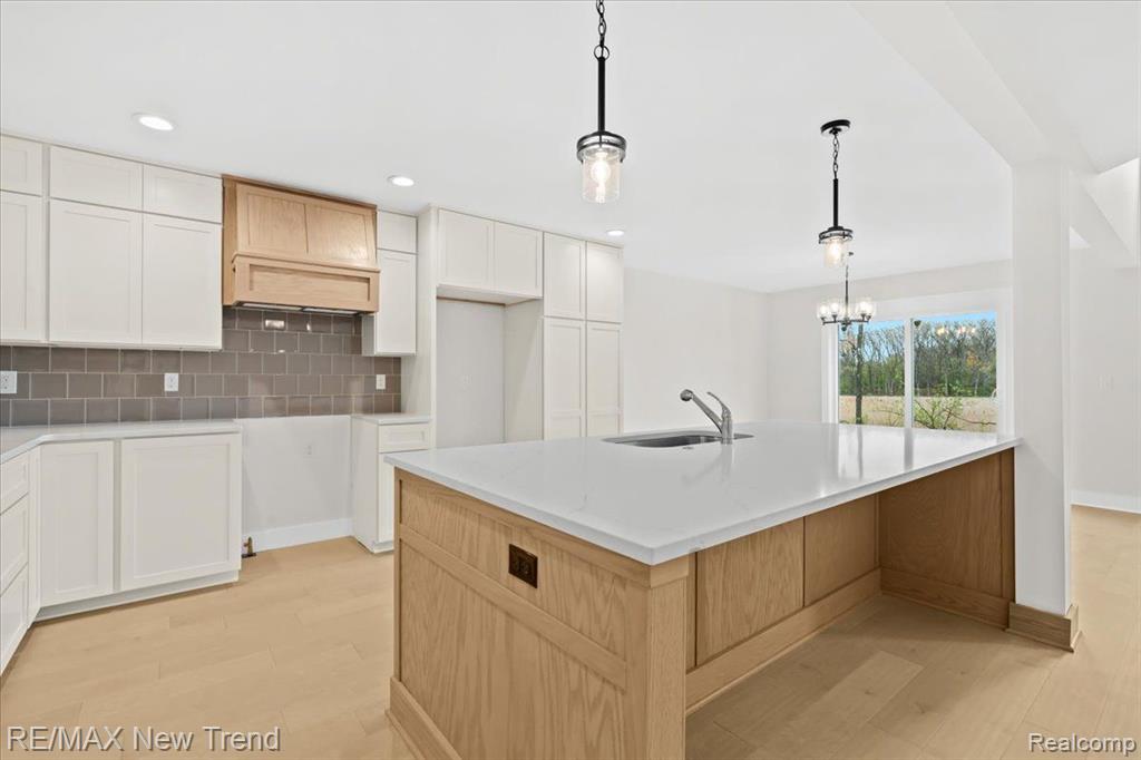7829 Trailside Court Property Photo 16