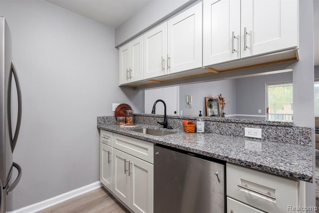 11845 Ina Drive Property Photo 13
