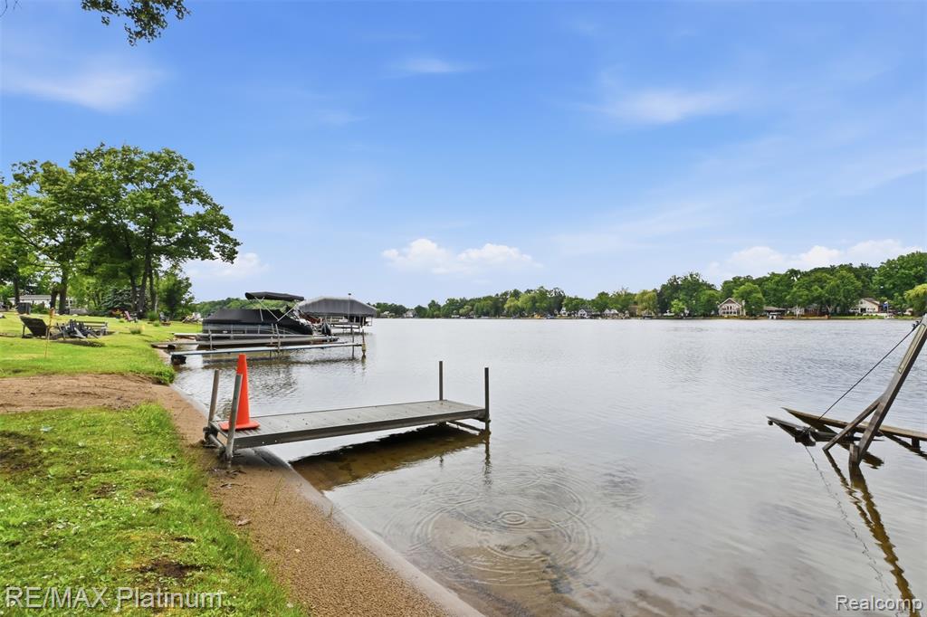 5504 Wildwood Drive Property Photo 24