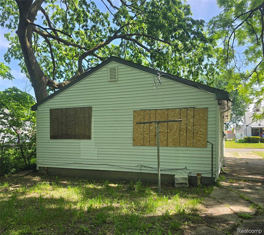 9979 Montrose Street Property Photo 2