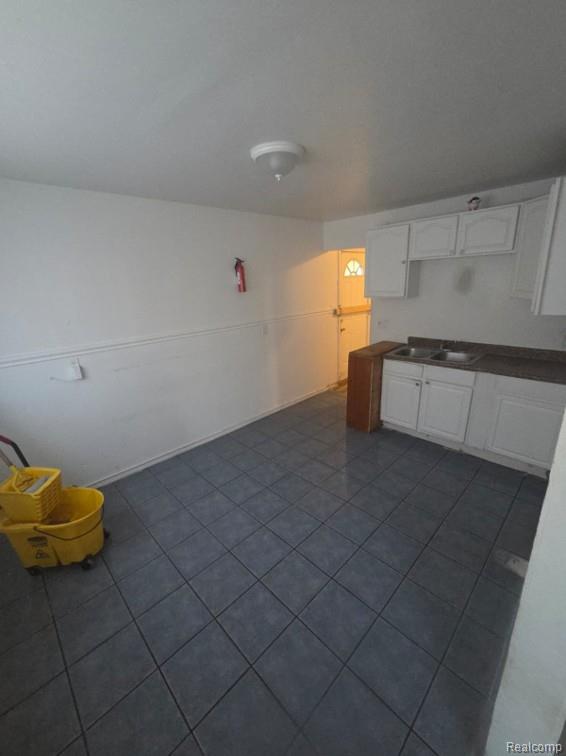 9979 Montrose Street Property Photo 10
