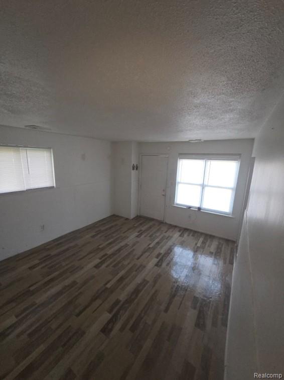 9979 Montrose Street Property Photo 12