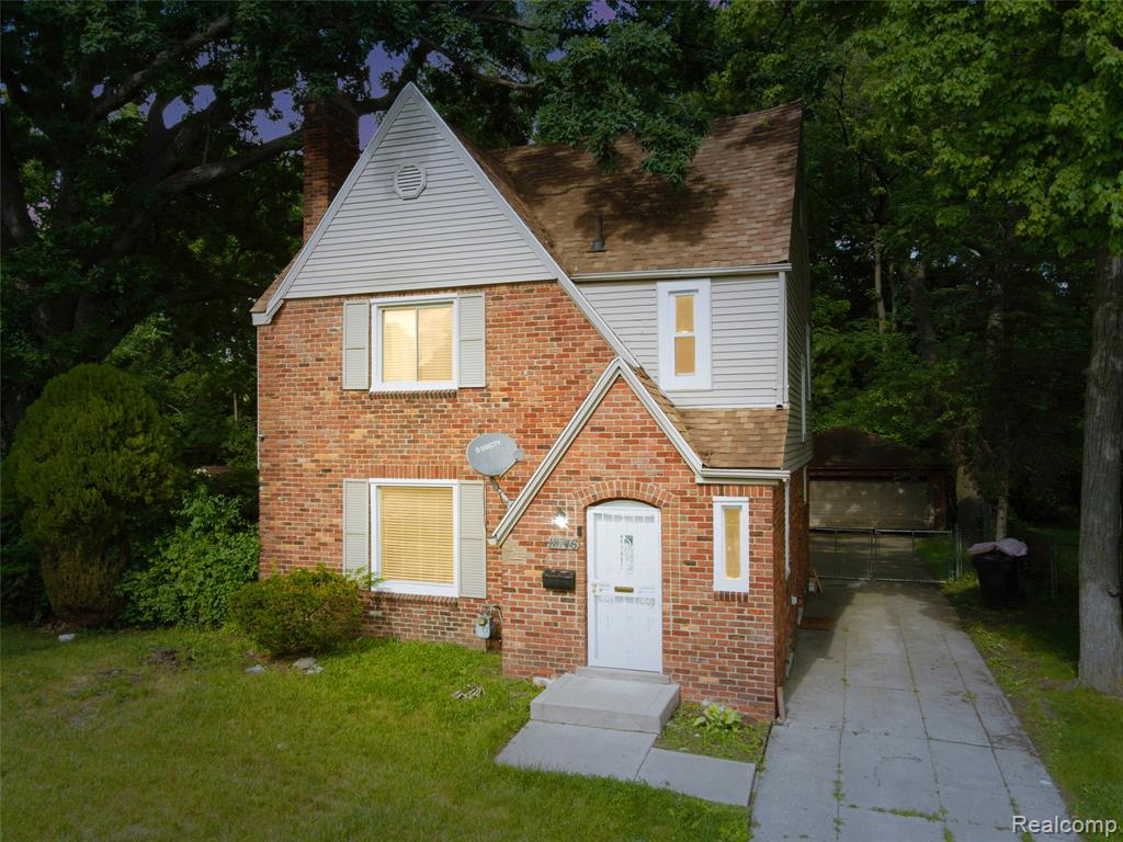 18746 Glenhurst Street Property Photo 37
