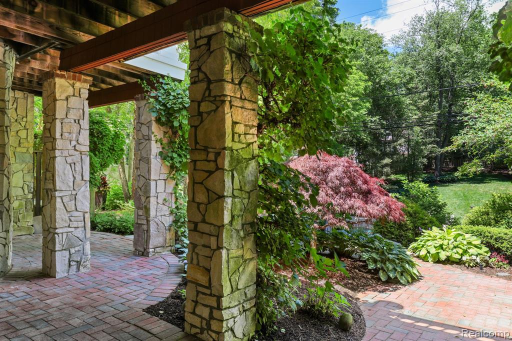 744 Thayer Boulevard Property Photo 83